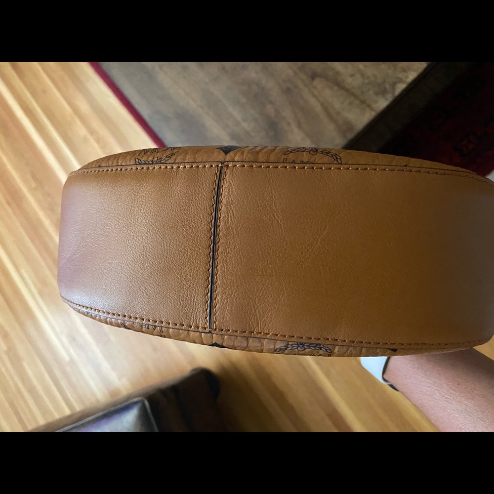 Purse - Picture 7 of 8